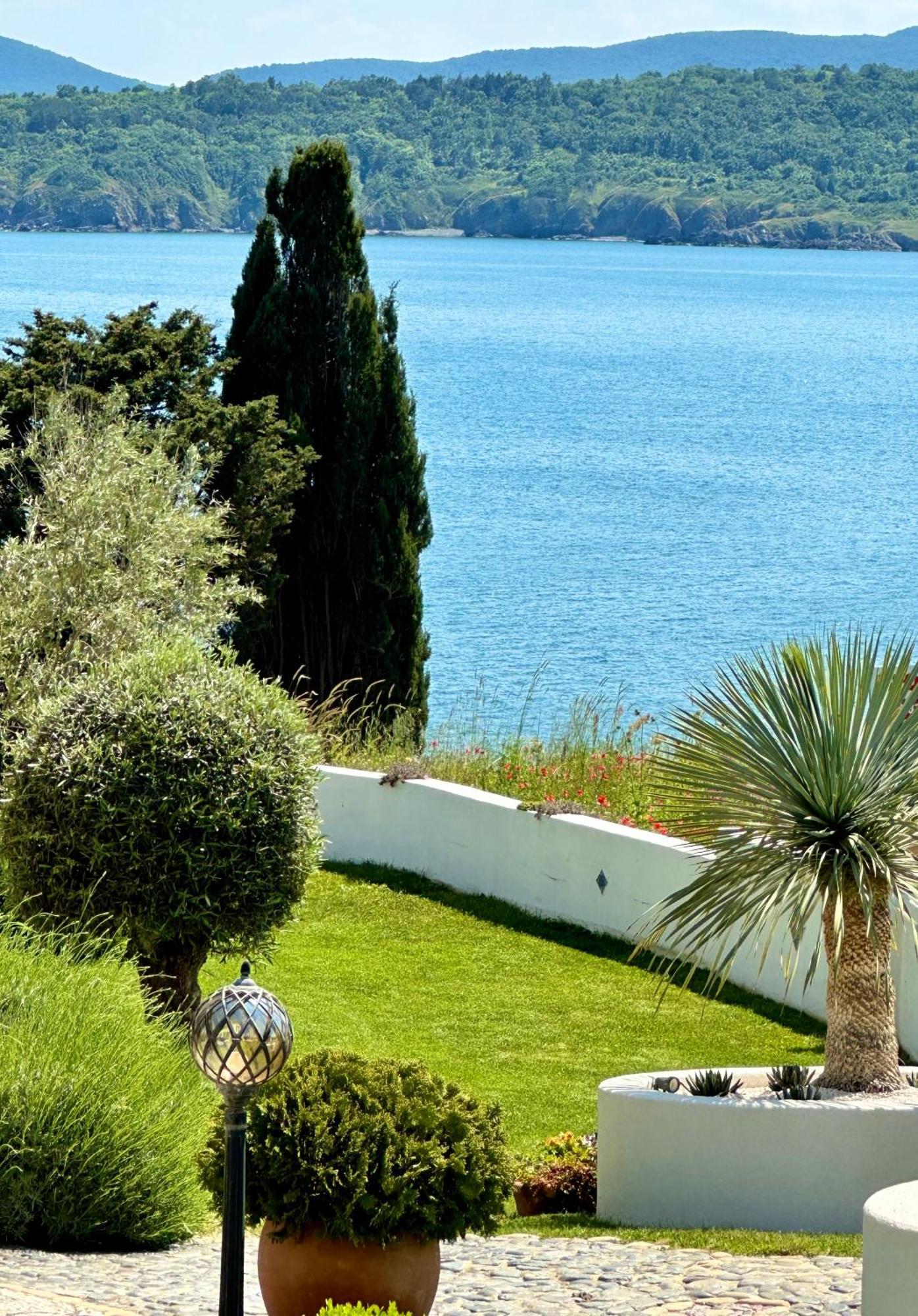 Casa De Oro Alma Aparthotel Sozopol Exterior photo